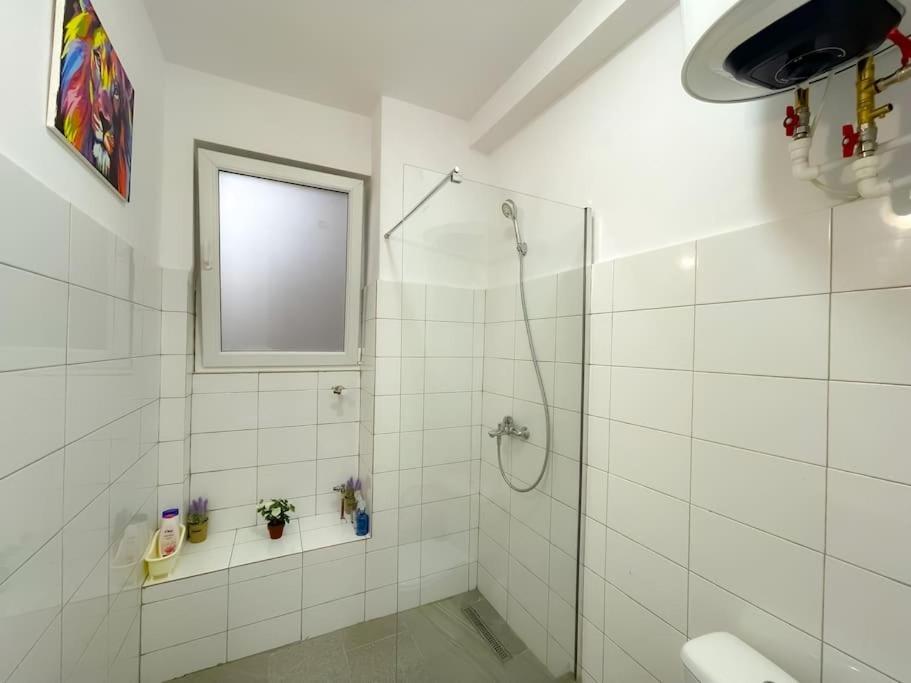 Apartament Boulevard View 2br In Old Town *