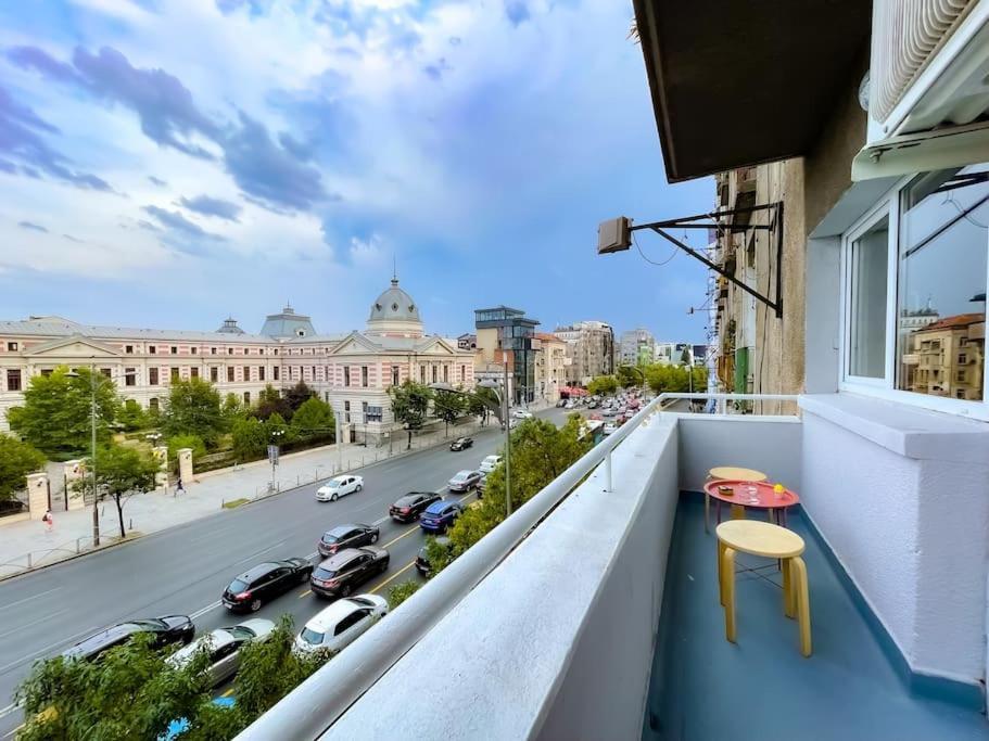 Apartament Boulevard View 2br In Old Town *